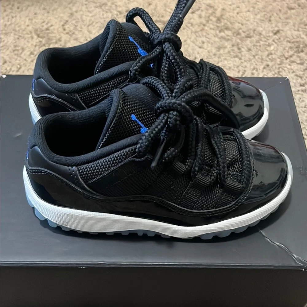Jordan Kids Black Sneakers with Blue Jumpman Accent